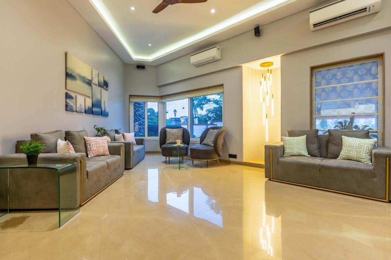 The Grey Medley By Stayvista With Mediterranean Interiors, Swimming Pool, Jacuzzi, Projector & A Lush Lawn With Gazebo Lonavala Ngoại thất bức ảnh