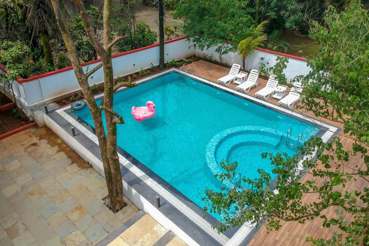 The Grey Medley By Stayvista With Mediterranean Interiors, Swimming Pool, Jacuzzi, Projector & A Lush Lawn With Gazebo Lonavala Ngoại thất bức ảnh
