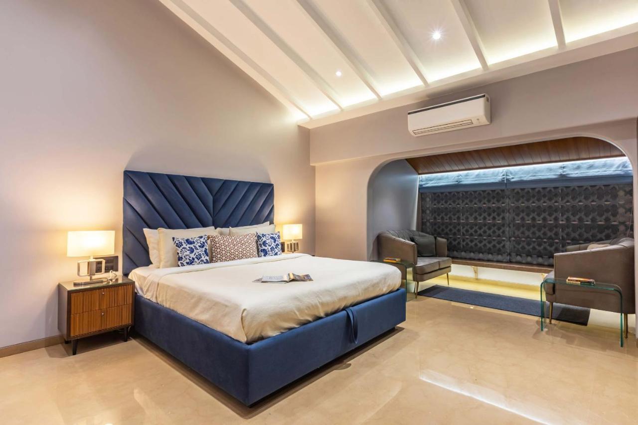The Grey Medley By Stayvista With Mediterranean Interiors, Swimming Pool, Jacuzzi, Projector & A Lush Lawn With Gazebo Lonavala Ngoại thất bức ảnh